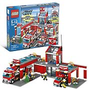 LEGO 7945 City Fire Station
